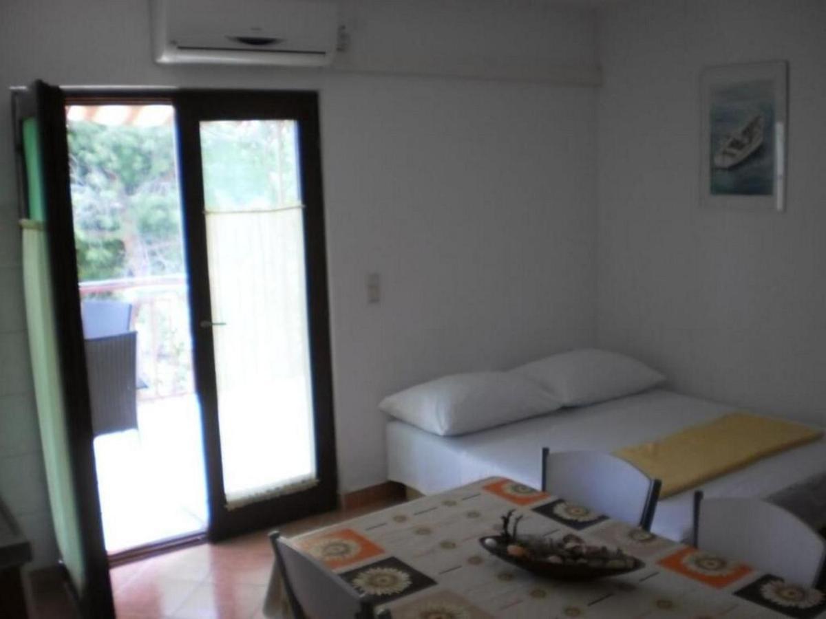 Apartment Tomislav Трогир Екстериор снимка